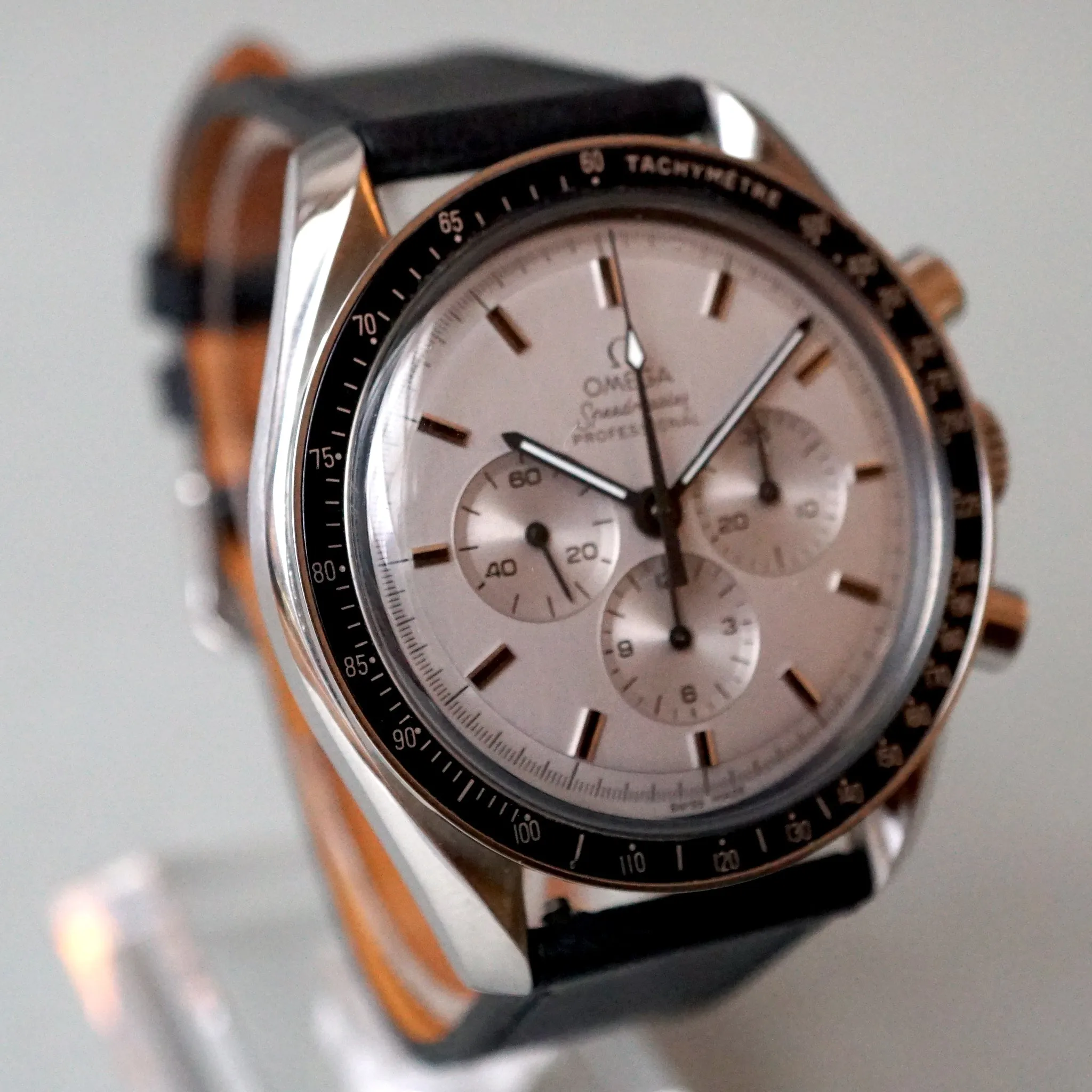 1969 OMEGA SPEEDMASTER PROFESSIONAL 145.022 CUSTOMIZED SPECIAL DIAL / HANDS