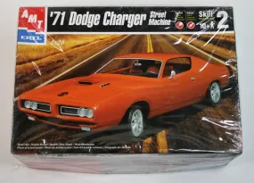 AMT 1:25 1971 Dodge Charger Street Machine