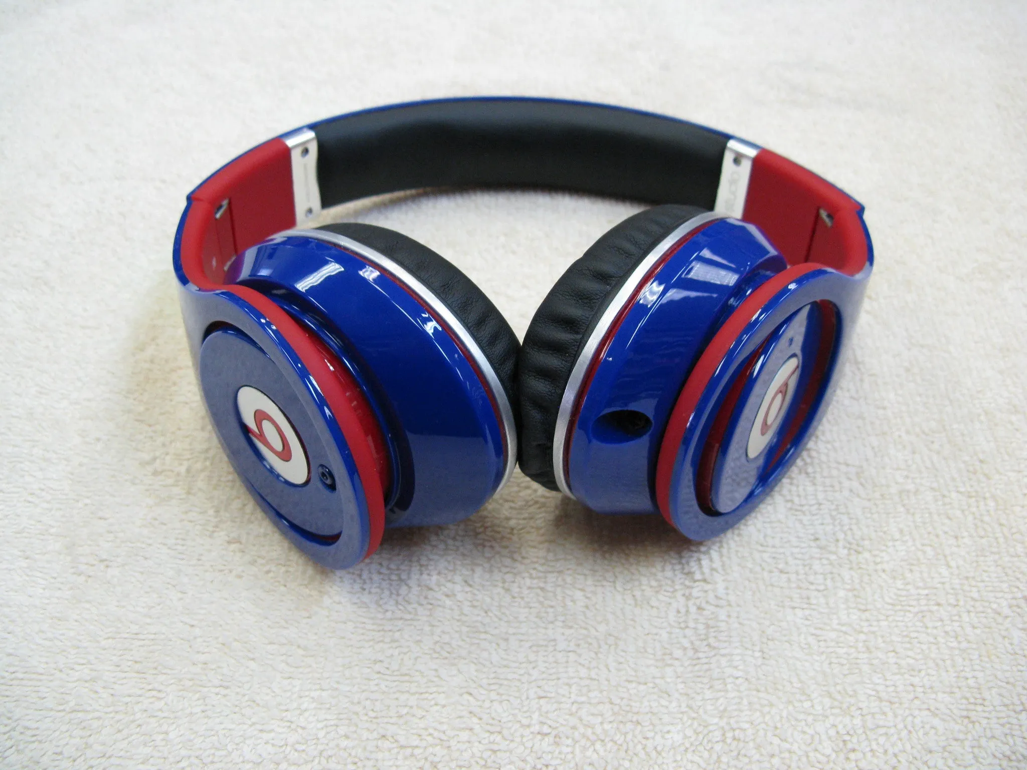 Beats by Dr. Dre Studio Noise Canceling Headphones