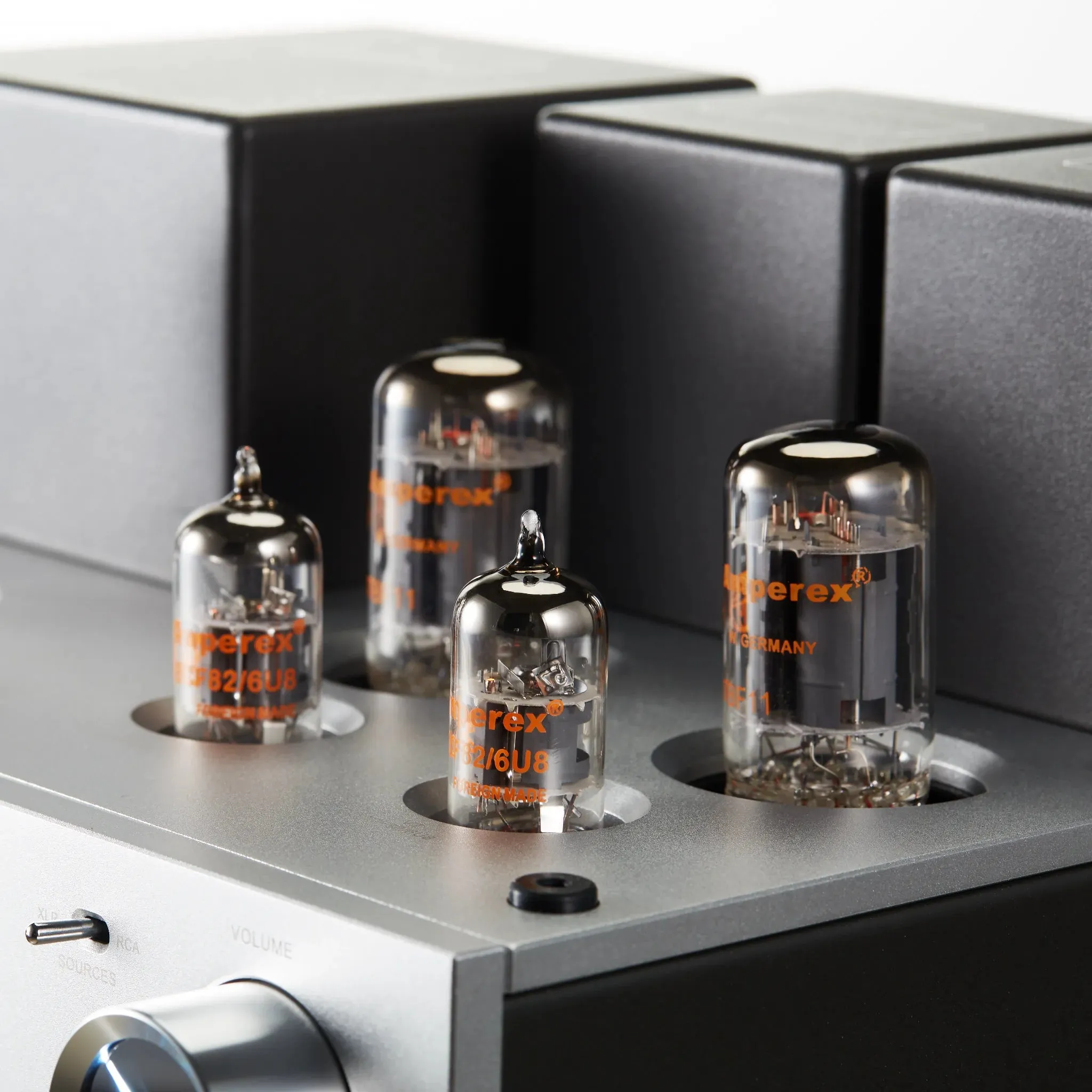 Cayin HA-2A | Desktop Tube Headphone Amplifier