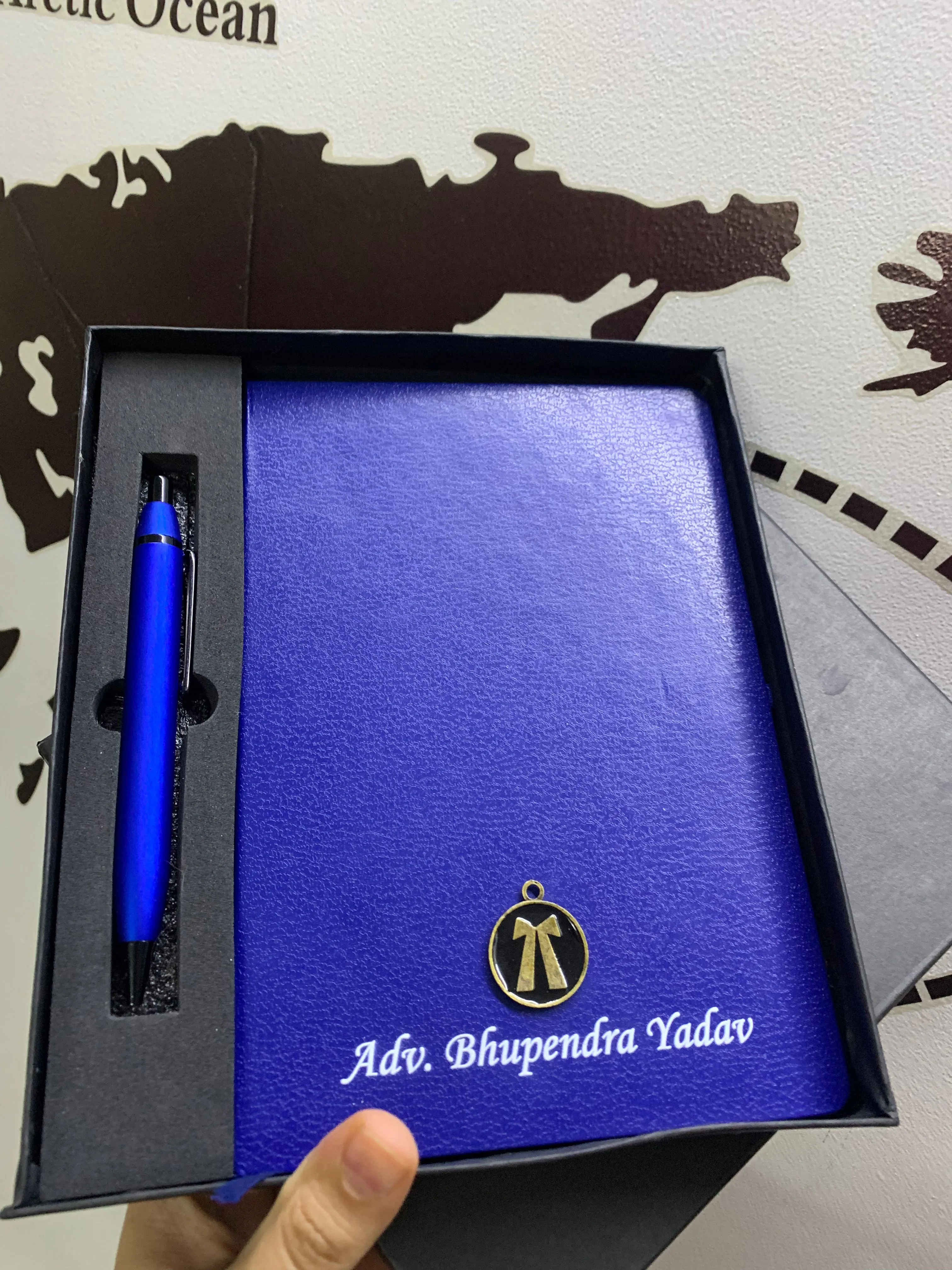 CUSTOMISED PEN & DIARY SET