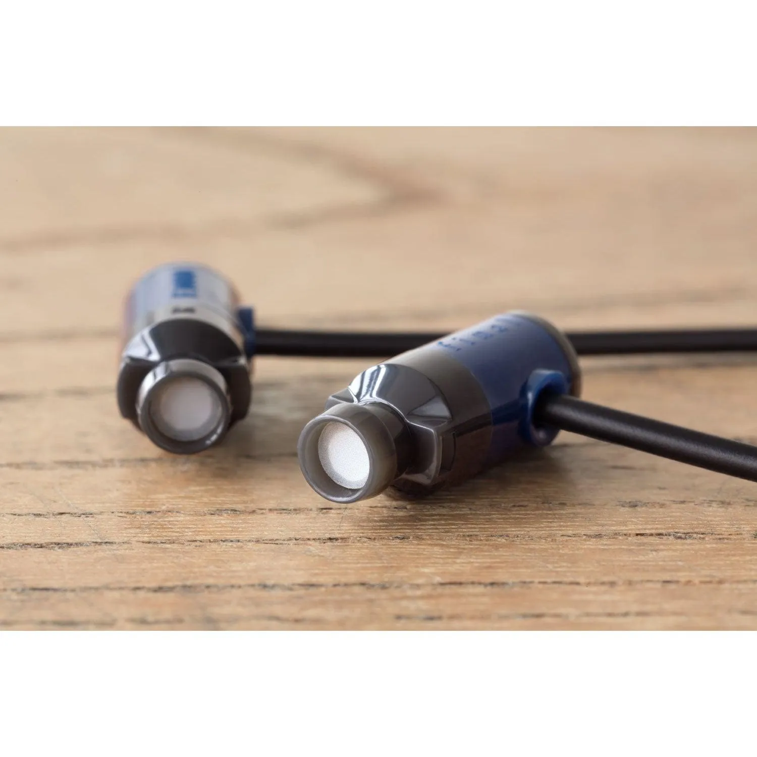 Final E1000 | Dynamic Driver Earphones