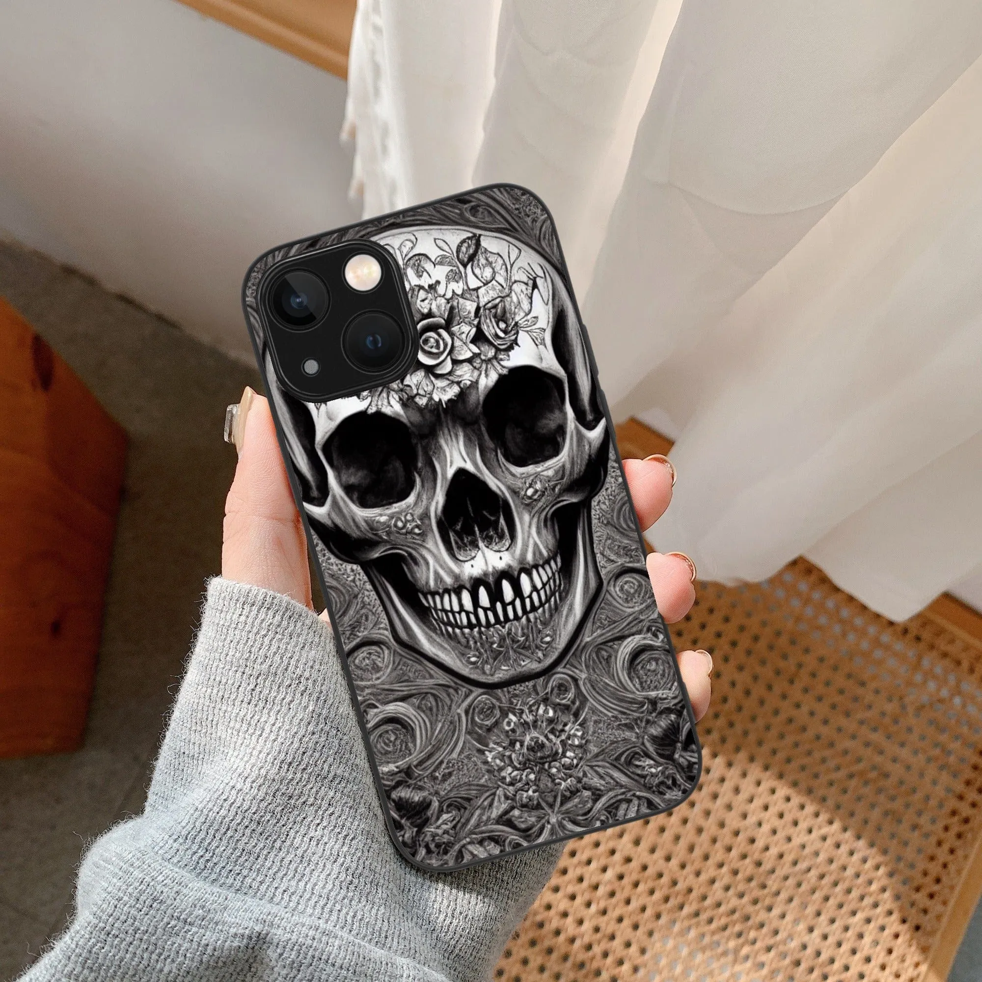 Gray Skull iPhone13 Series Phone Cases