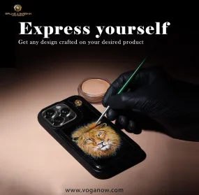 Hand Painted Lion Face Customized Black Mobile Cover