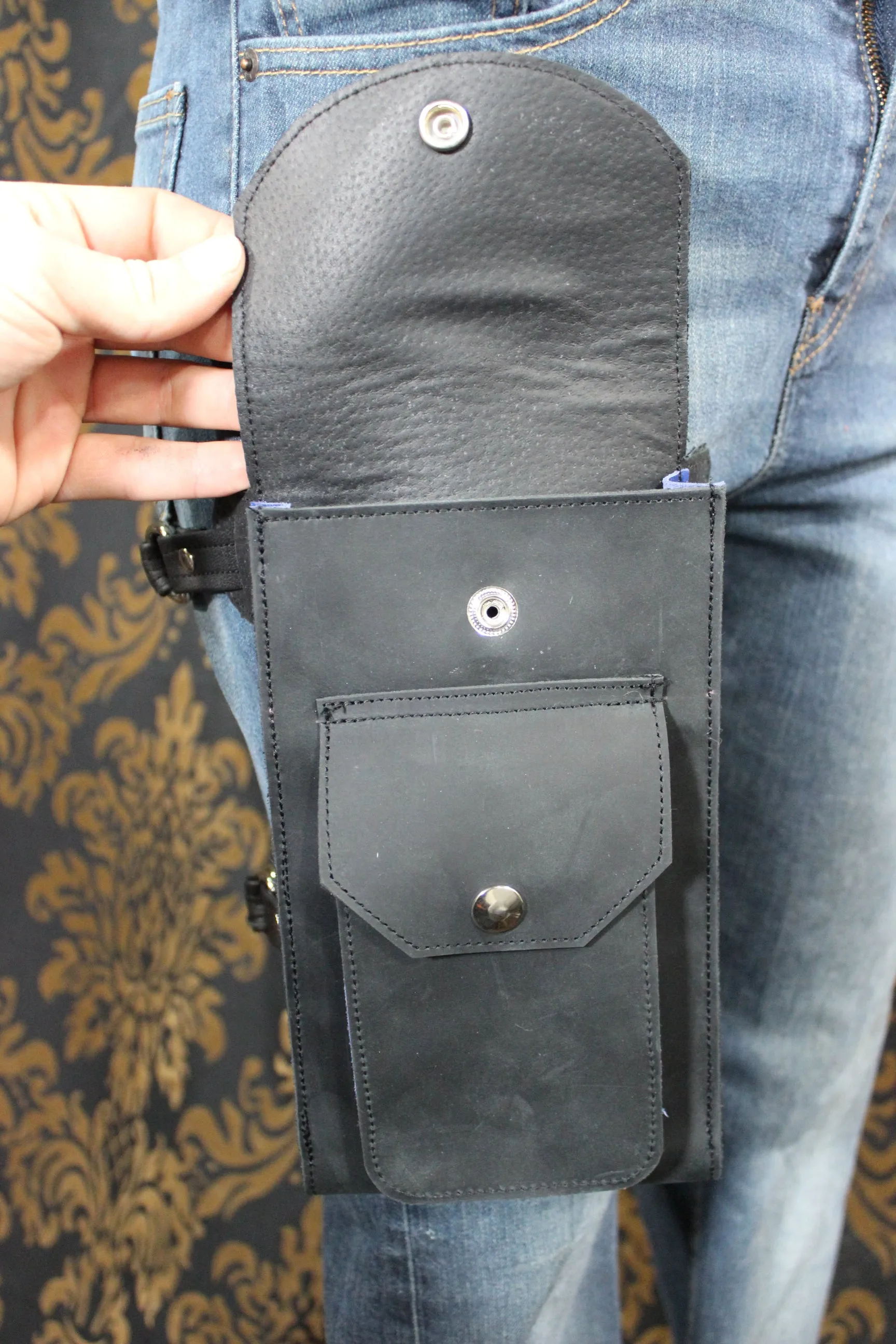 Leather Thigh Holster with Two Pockets