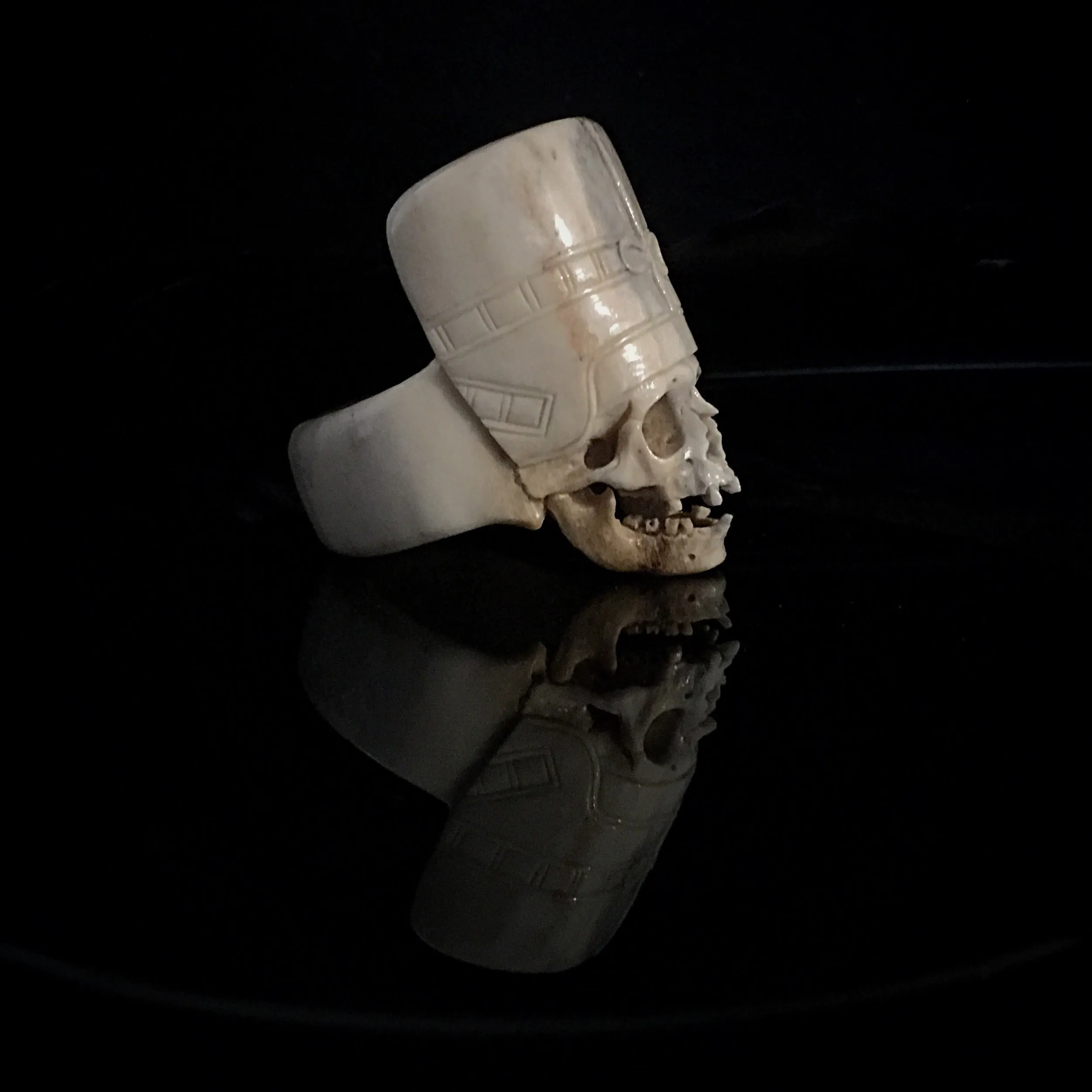 Nefertiti Skull Ring