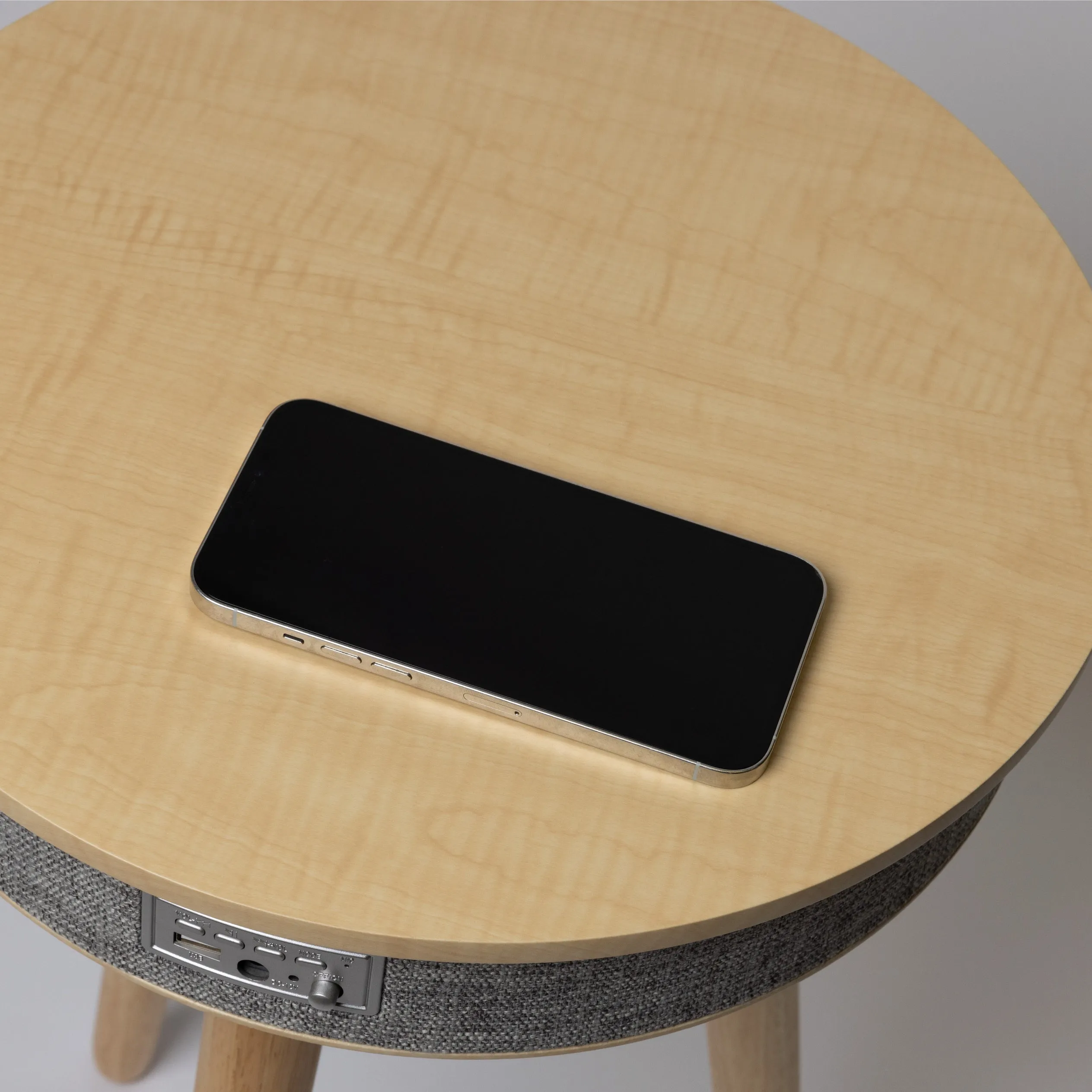 Rusée Smart Table with Speaker & Wireless Charger