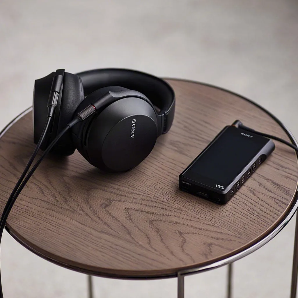 Sony MDR-Z7M2 Headphones